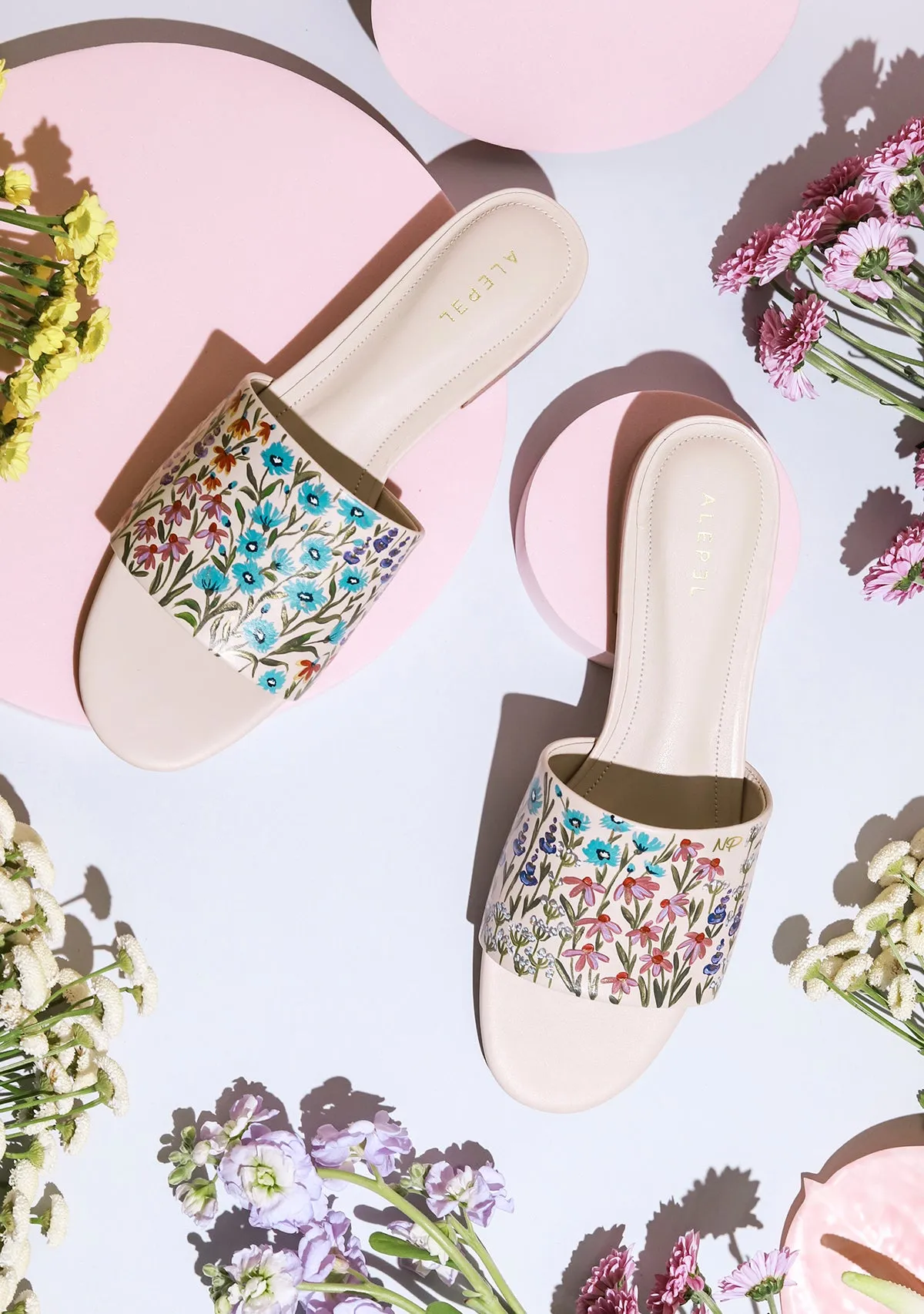 Lightweight Support Floral Print Beige Slide