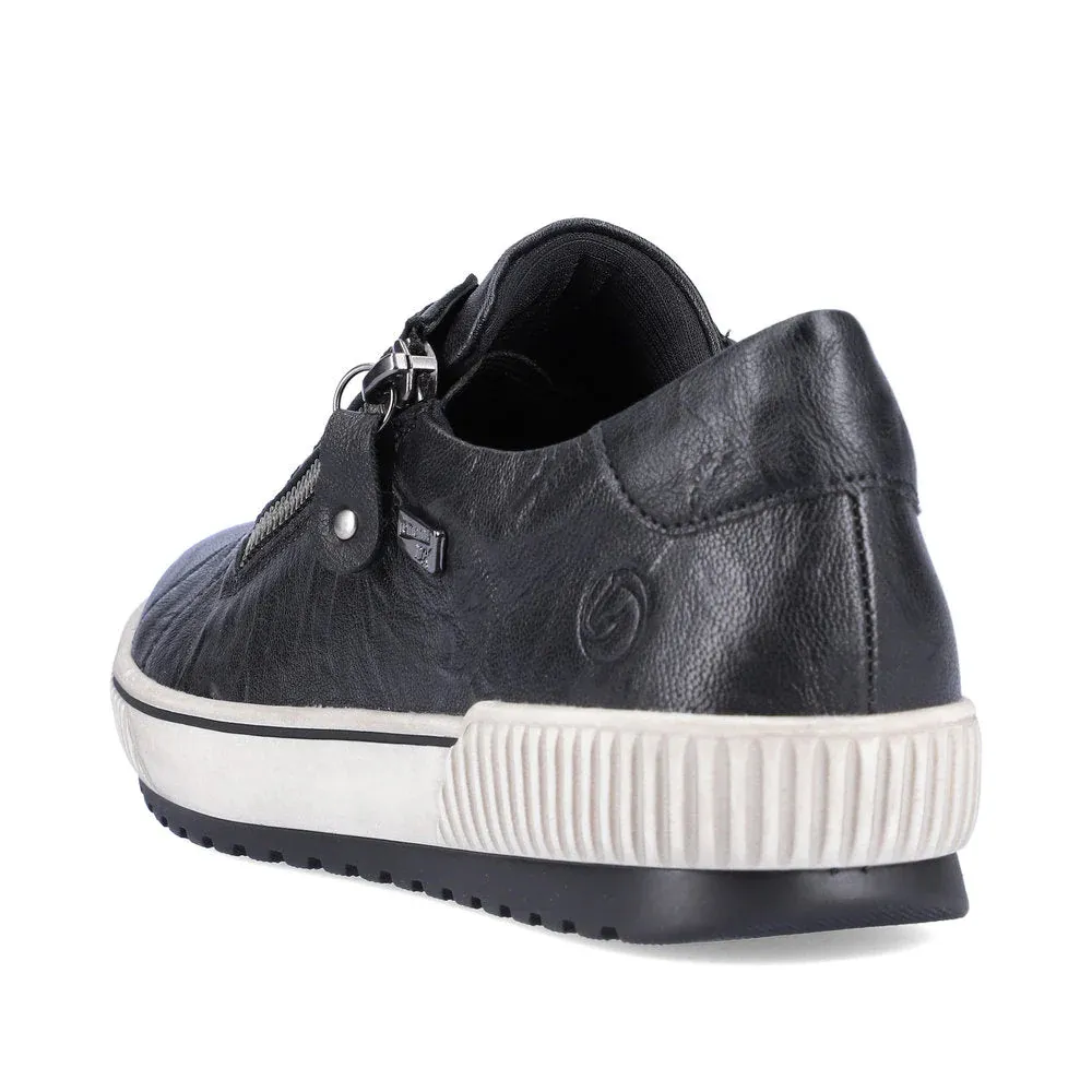 Maditta D0700 - Black Layered sole