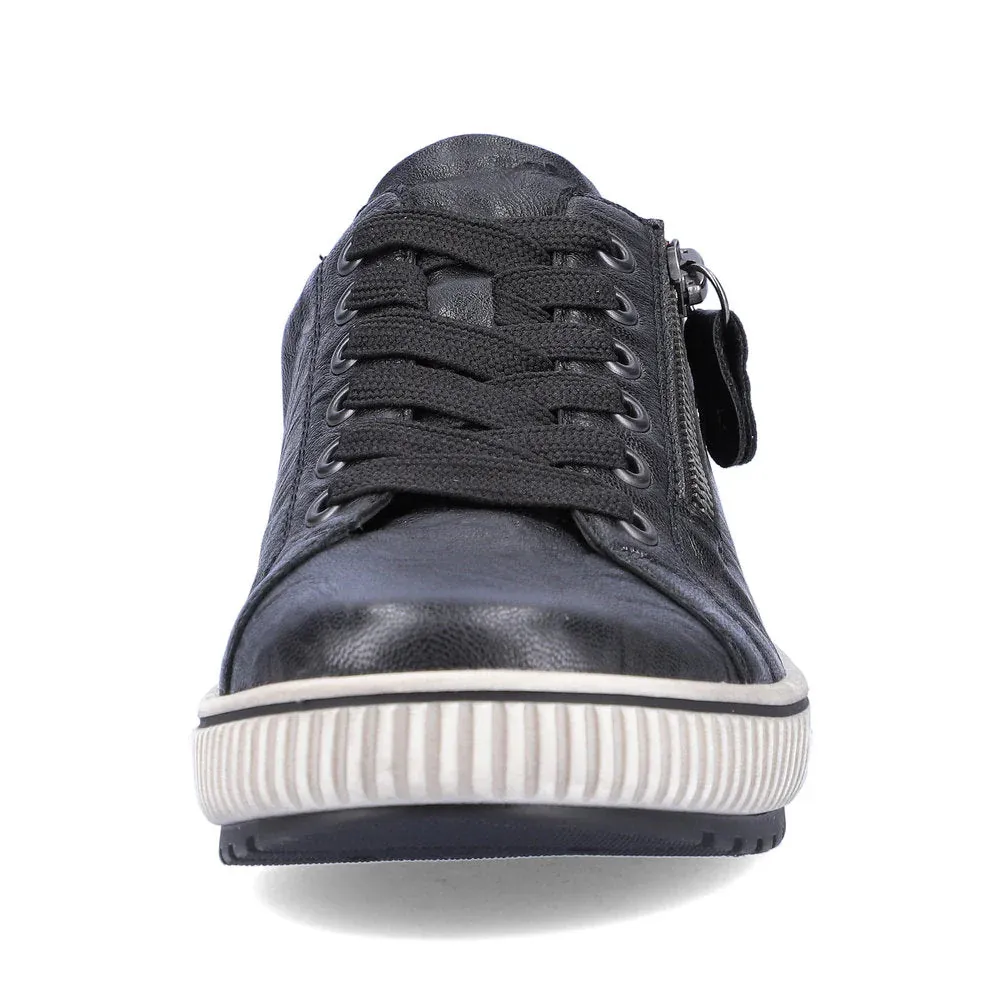 Maditta D0700 - Black Layered sole