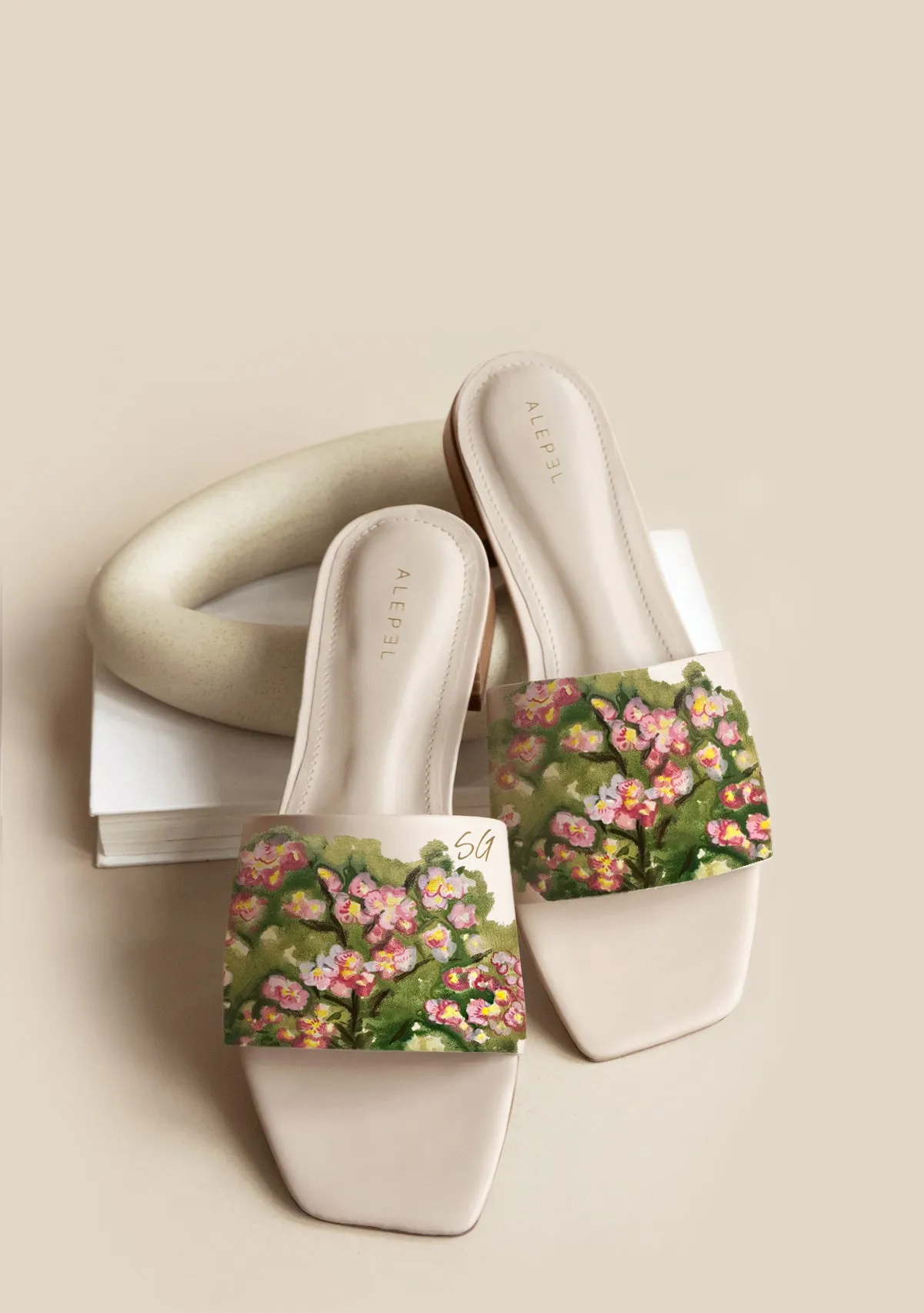 Magnolia Beige Square Quick Wear