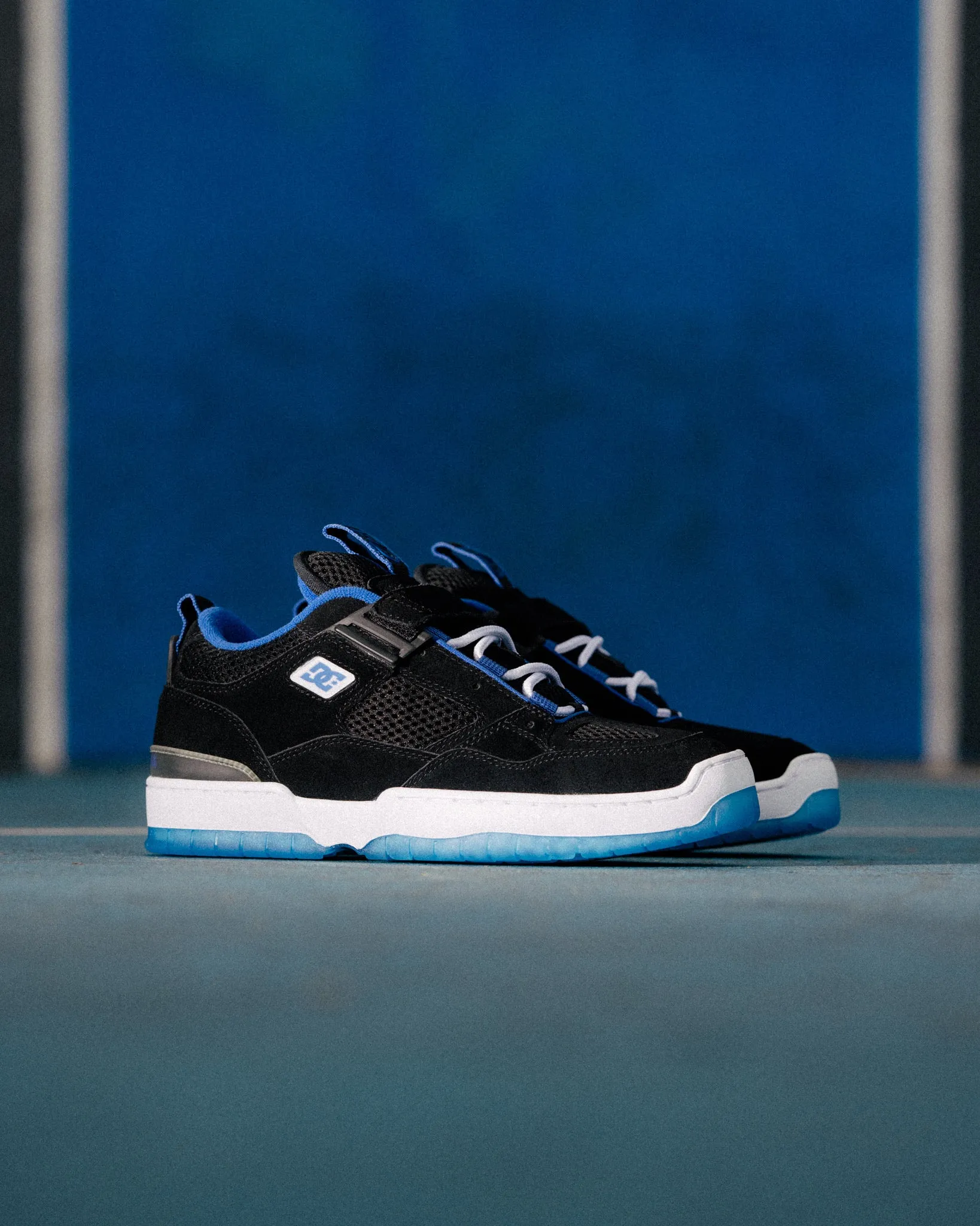 Mens JS 1 Skate Shoes Energy-enhancing