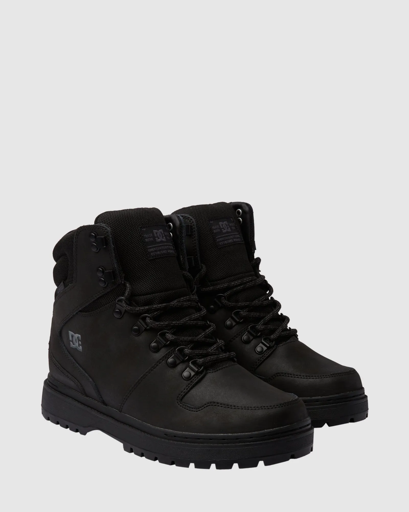 slim fit synthetic leather Mens Peary TR Boots