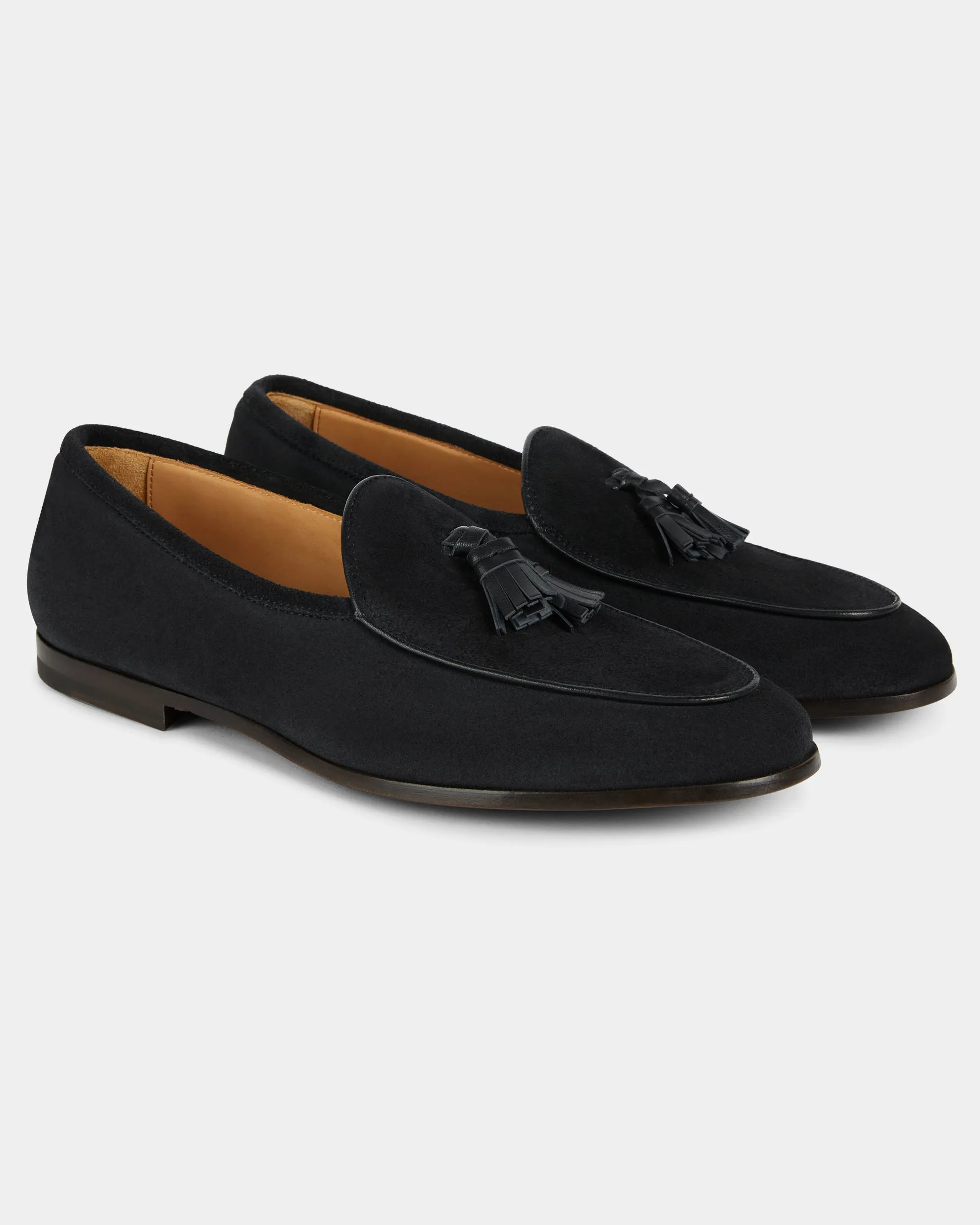 Minimalist Look Brugnon