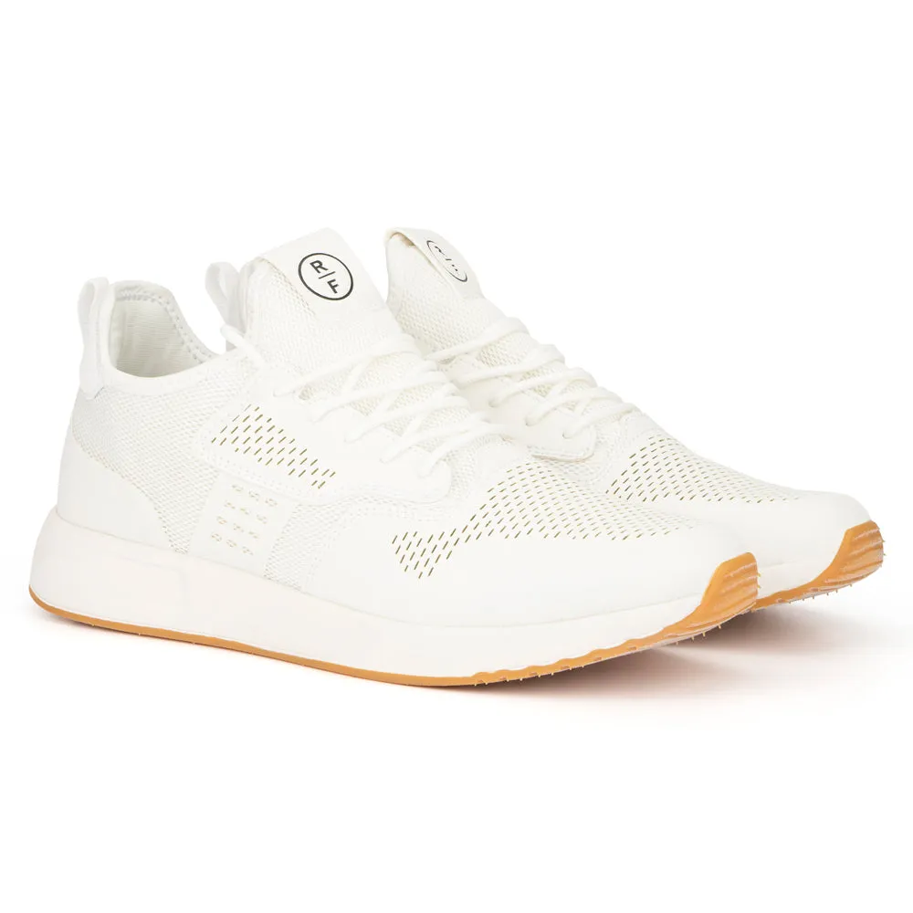 Move Smart Sole Men's The Chantrey Low Top Sneakers