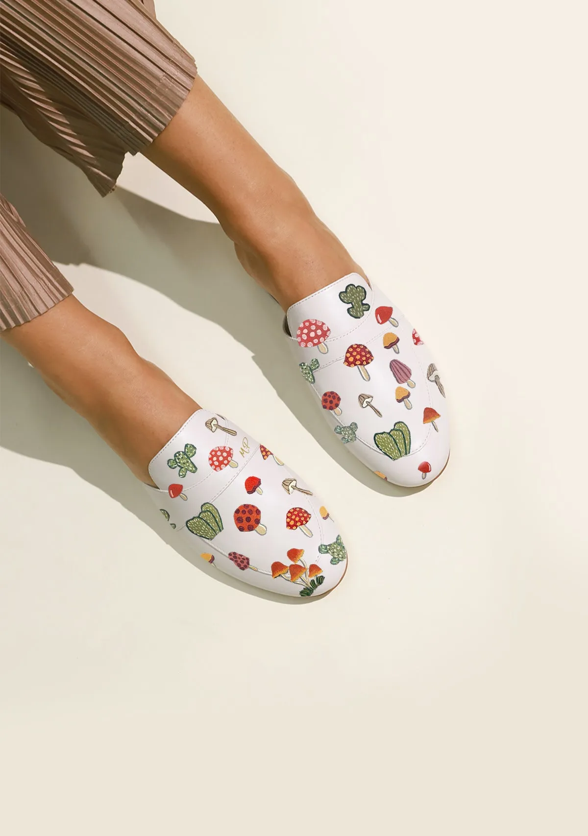 Mushroom White Mule Soft Insole