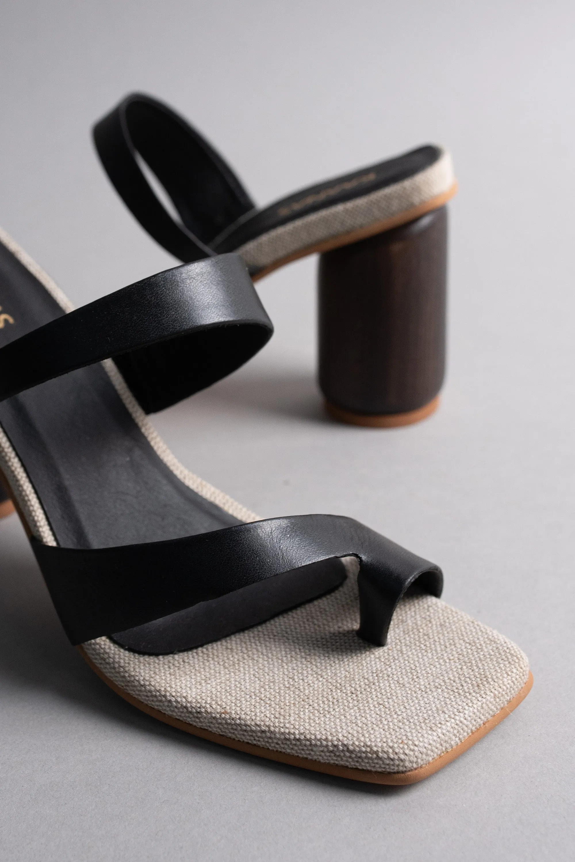 Otto Black Arch Support Pumps