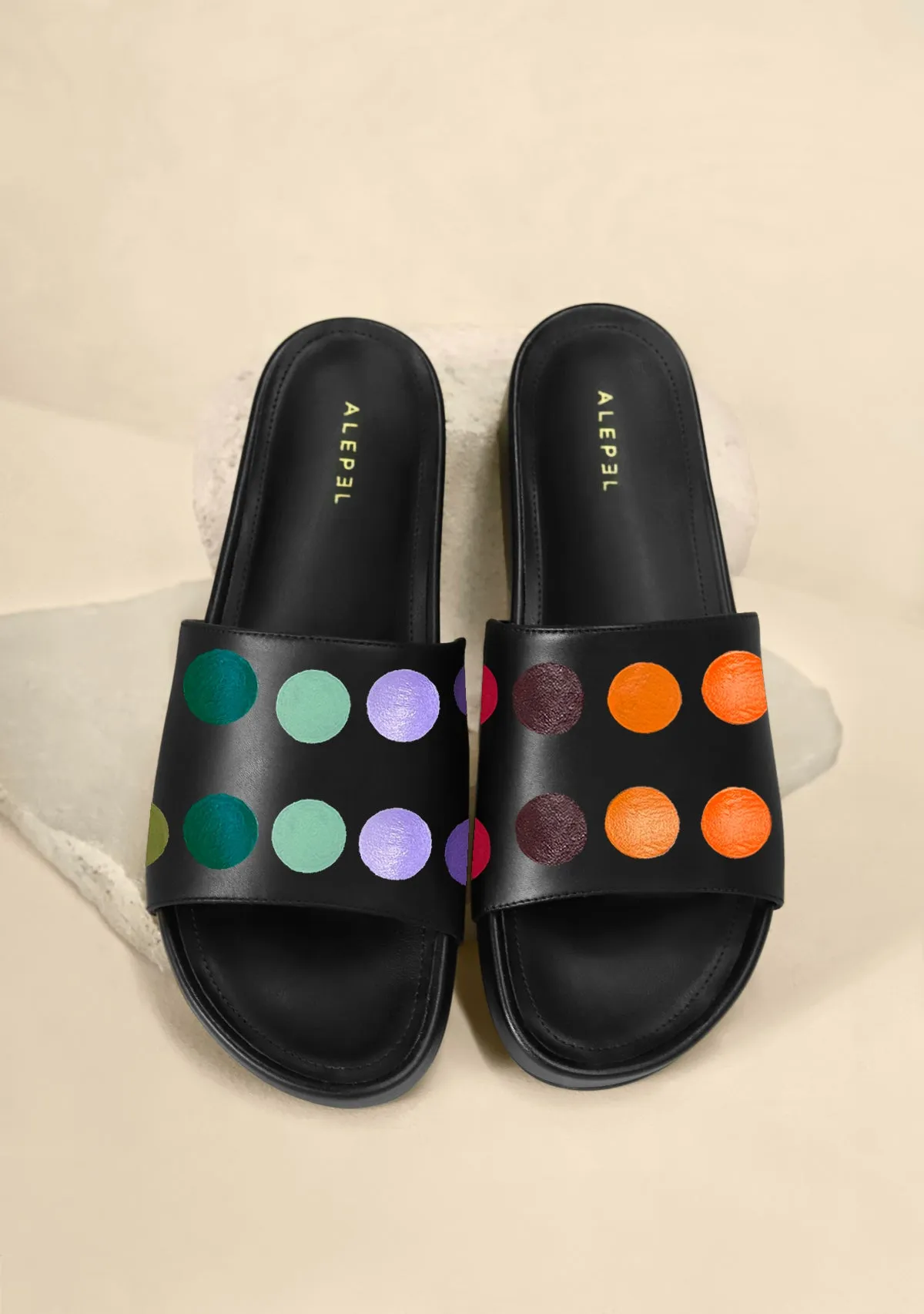 Painter's Palette Black Slip On Adjustable Soft Strap