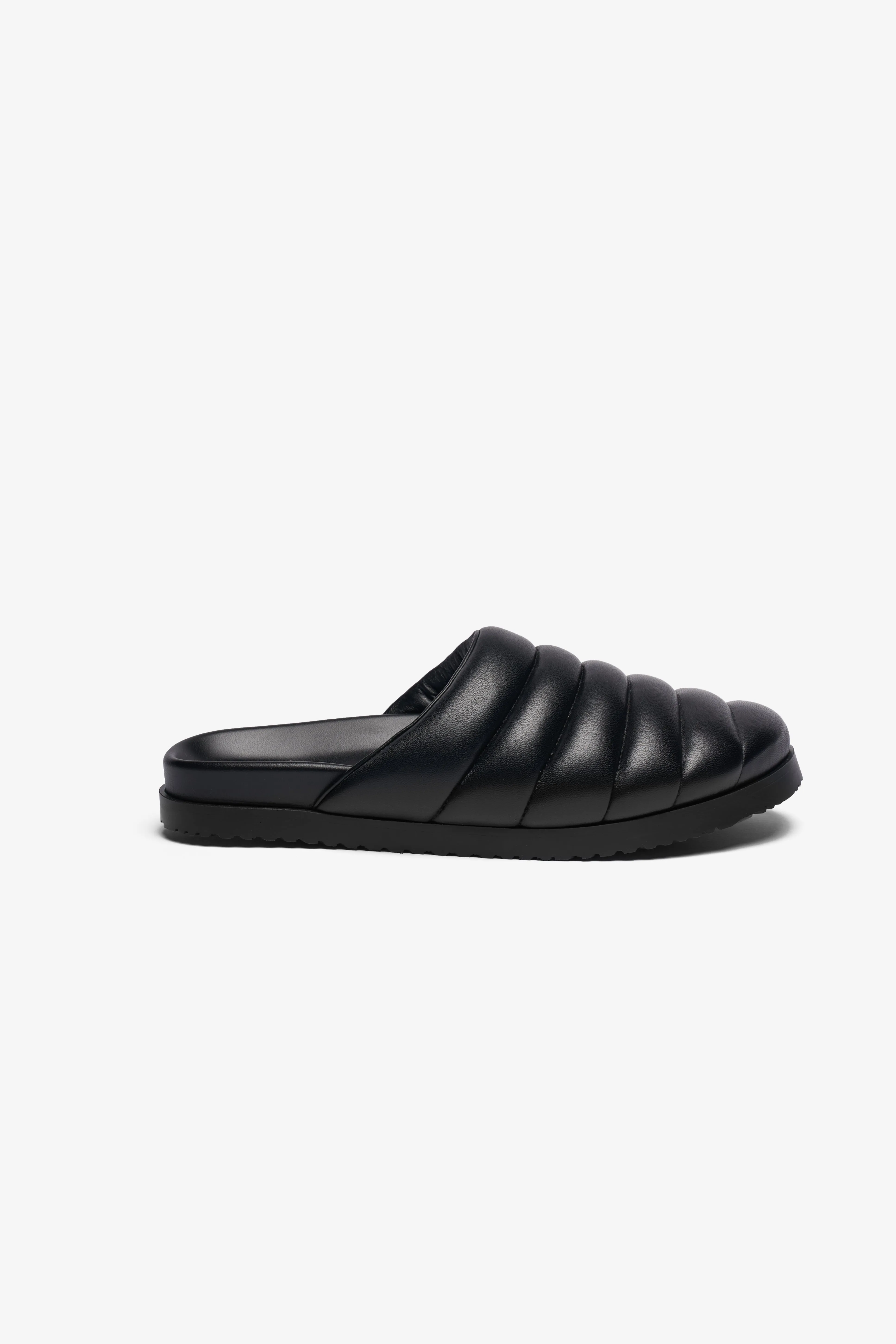 Quincy Padded Black Nappa Simple Travel Sandals