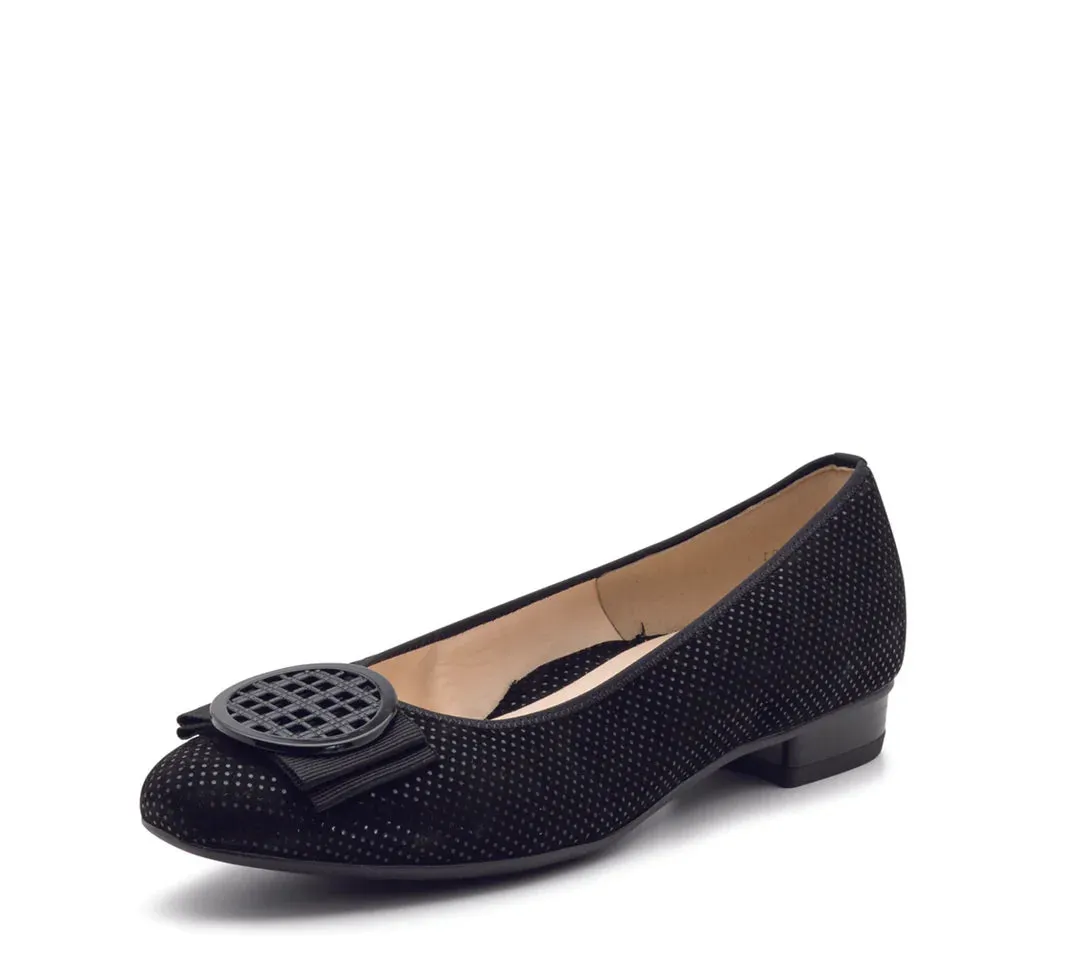 Refined Urban Bambi Women's Ornament Ballet Flat