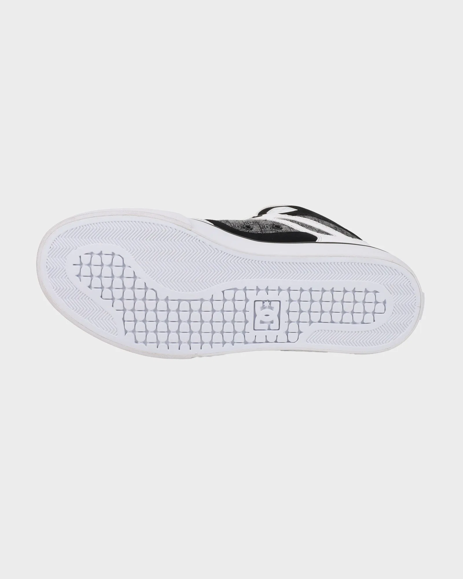 Retro-inspired support Mens Pure High-Top Skate Shoes