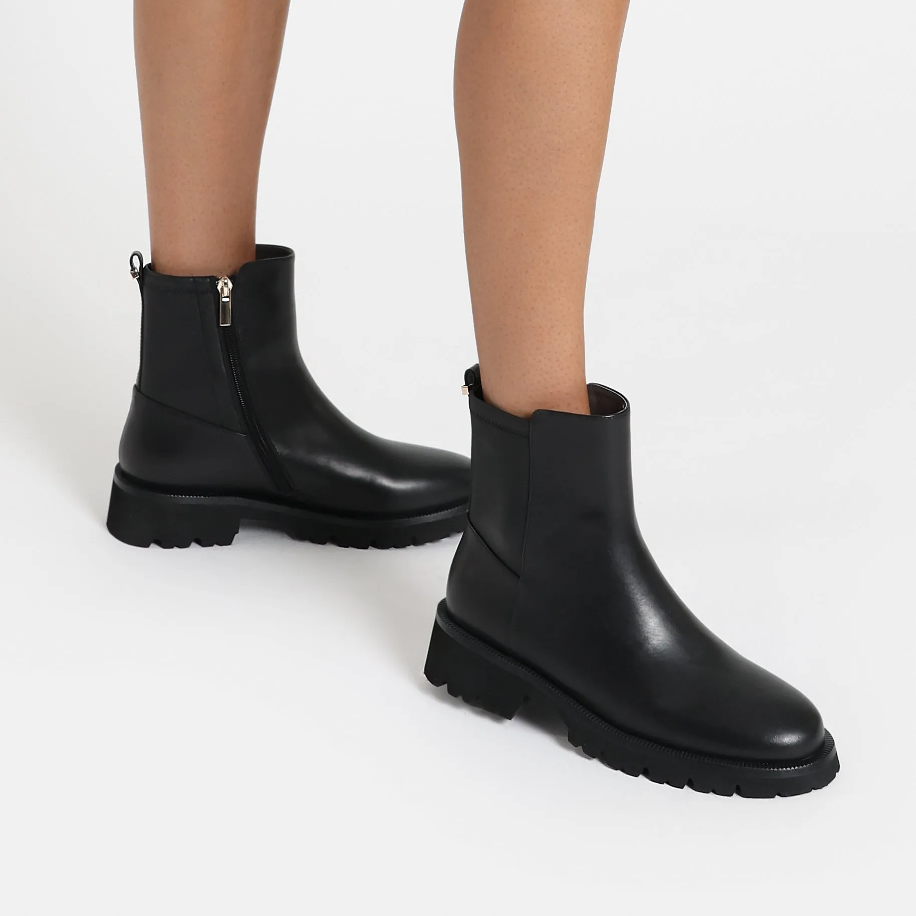 Rugged Outsole Jimmy Ankle Boot | Black leather