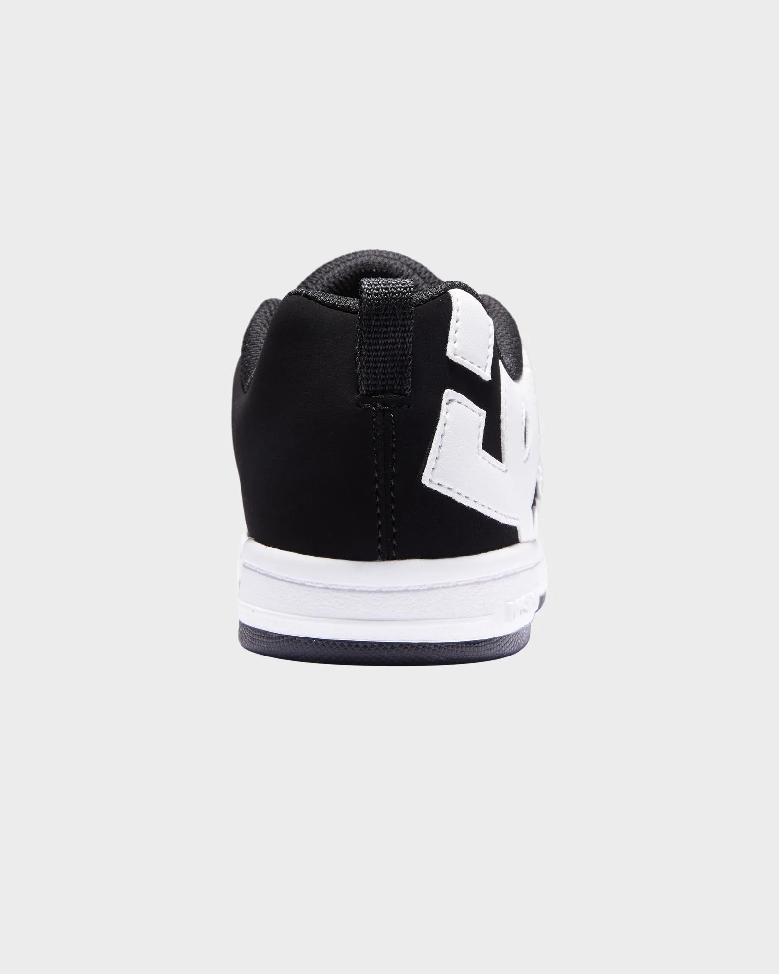Sculpted cushioning Kids Court Graffik Skate Shoes