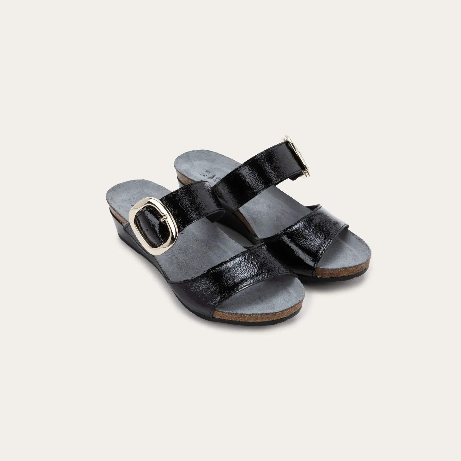 Sexy Strap Sandals NAOT MAGIC - BLACK PATENT