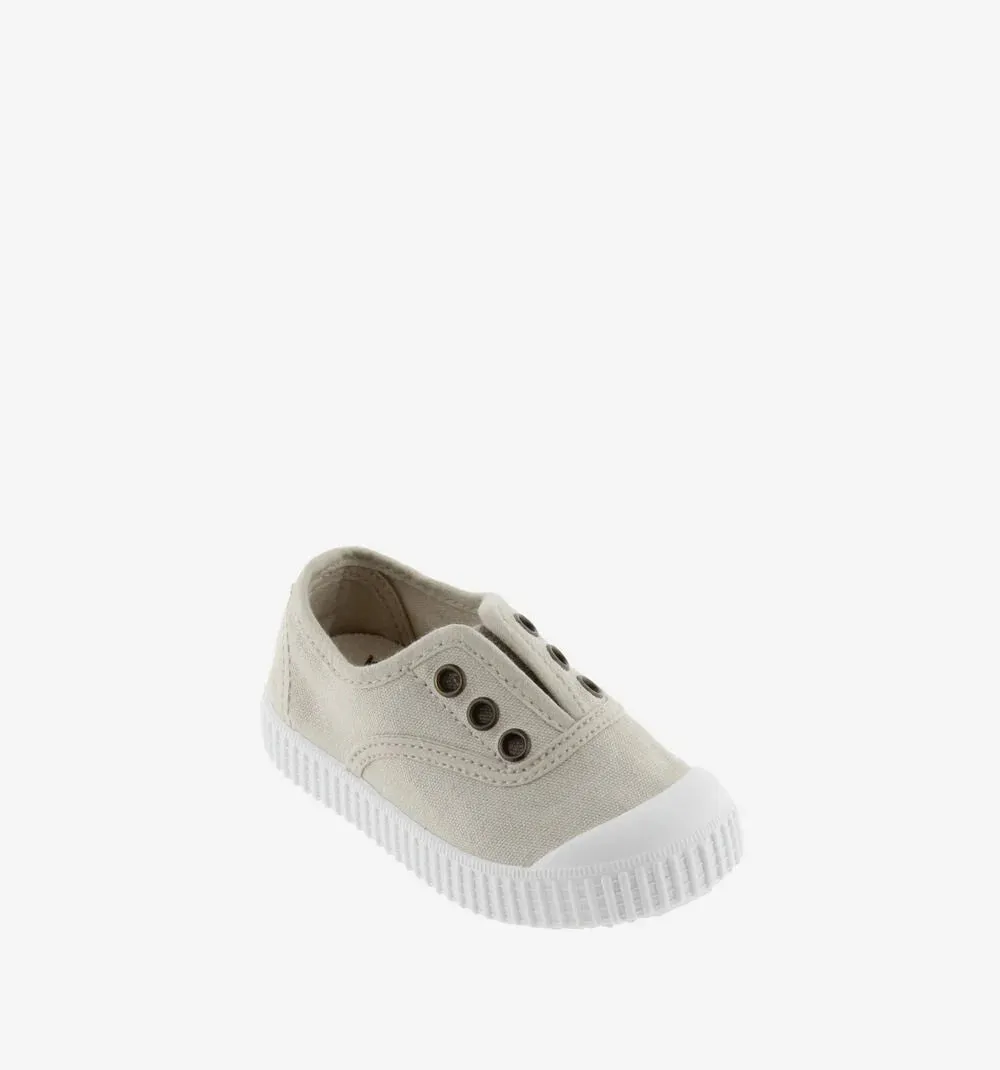 Shock Absorbing Victoria Boy's and Girl's Inglesa DREC Canvas Trainers - Hielo