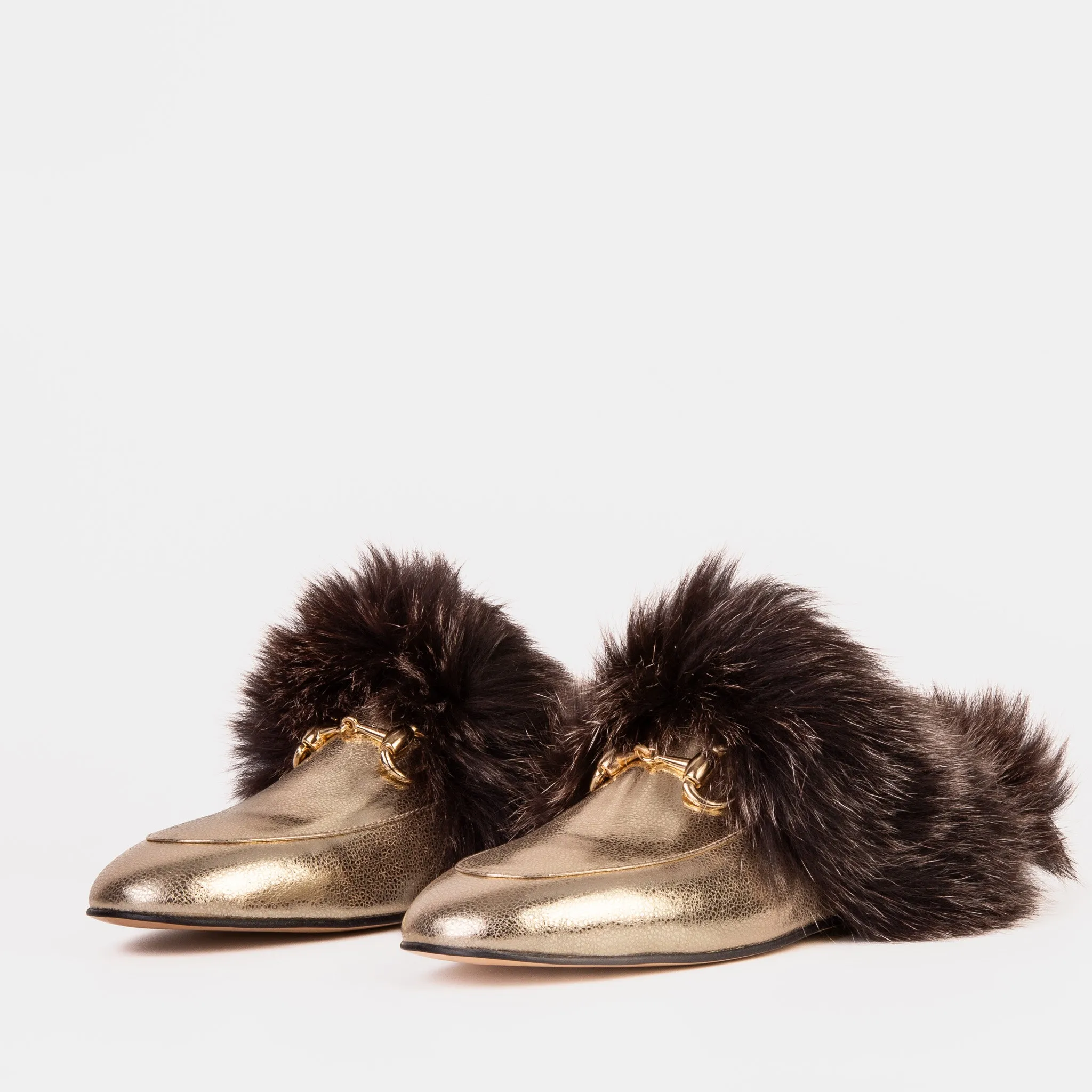 Simple Wear The Izmir Gold Leather Natural Fur Women Slipper