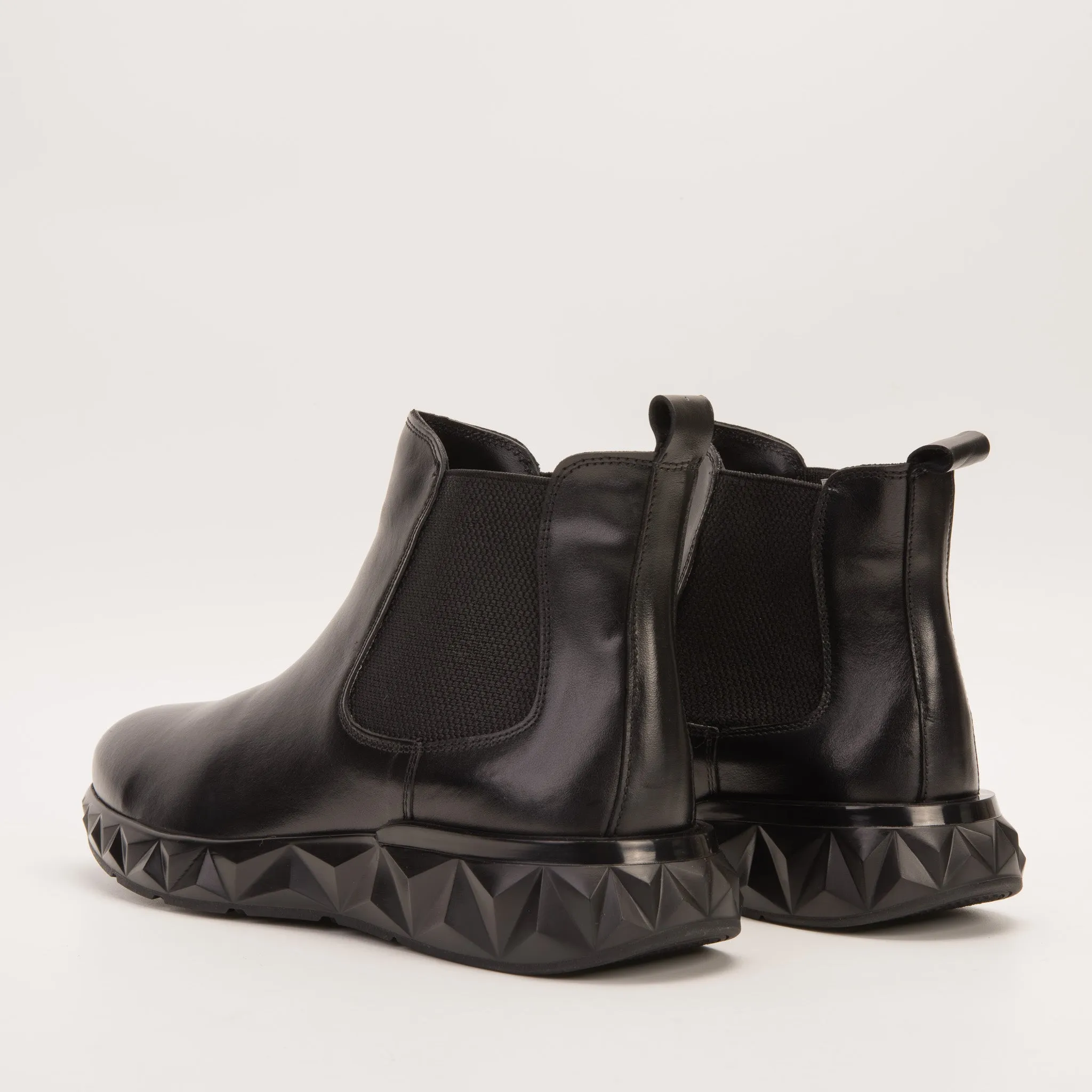 Smart-Casual The Apex Black Leather Men Chelsea Boot
