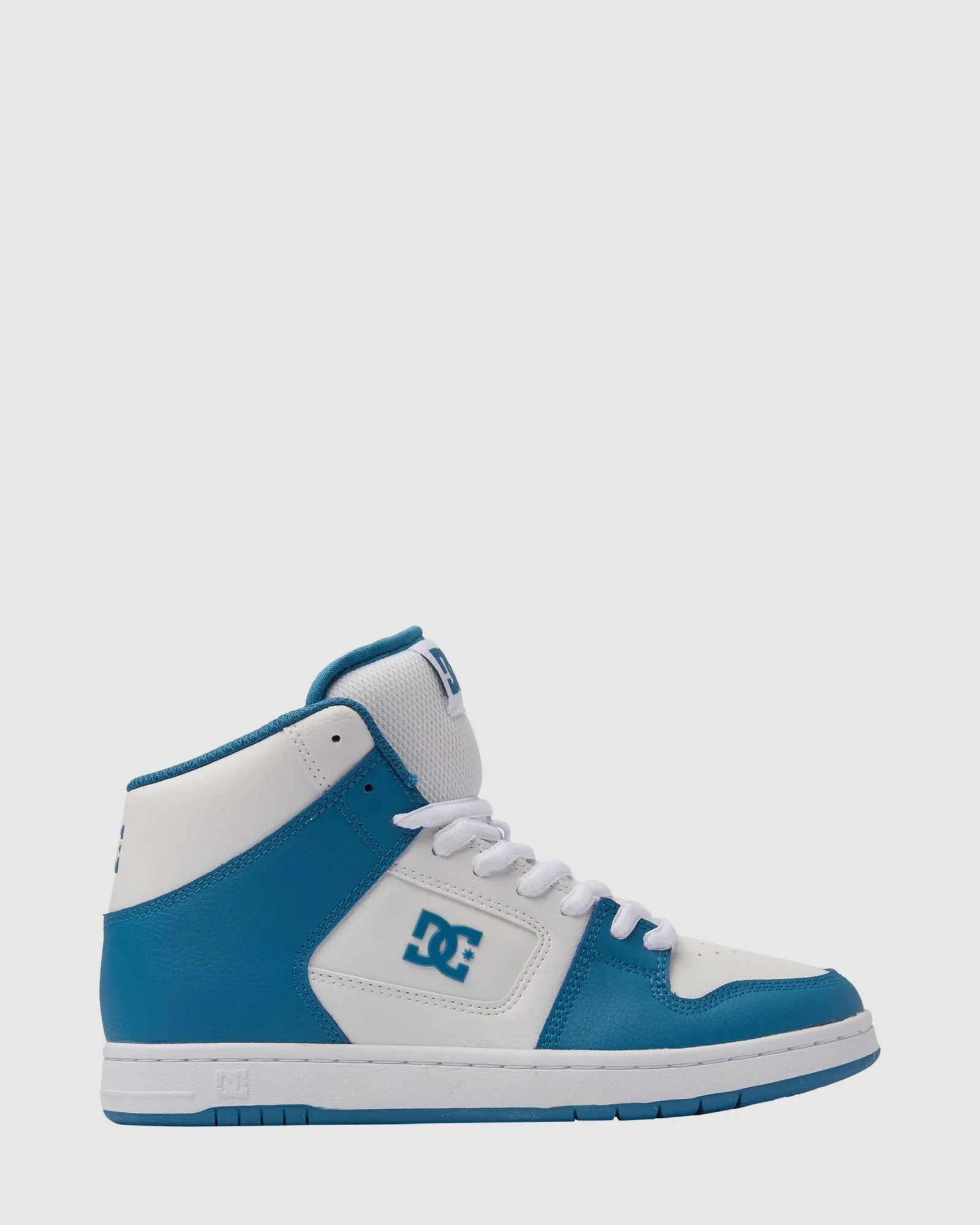 Soft-lined Womens Manteca 4 HI Shoes