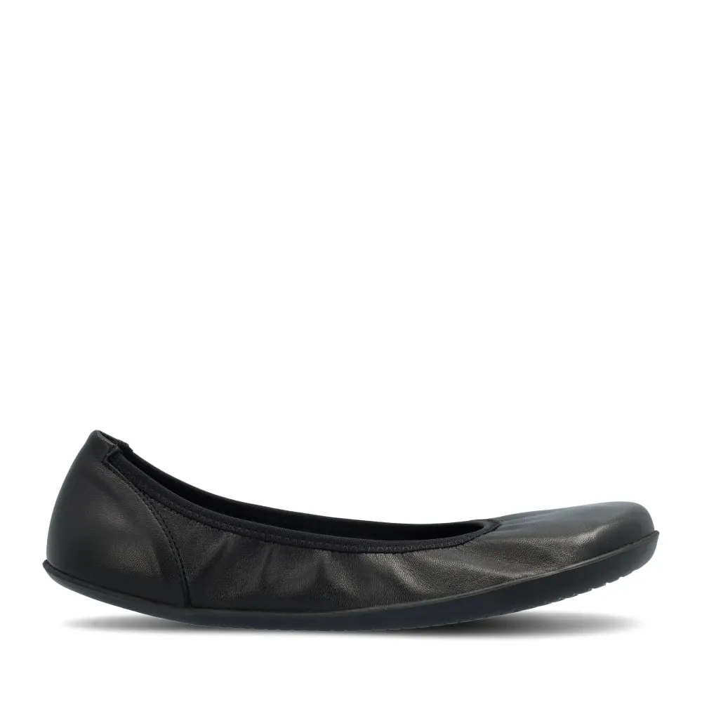 All black Groundies Lily 2 Classic ballet flats with an elastic opening. Right shoe is shown facing right against a white background. #color_black