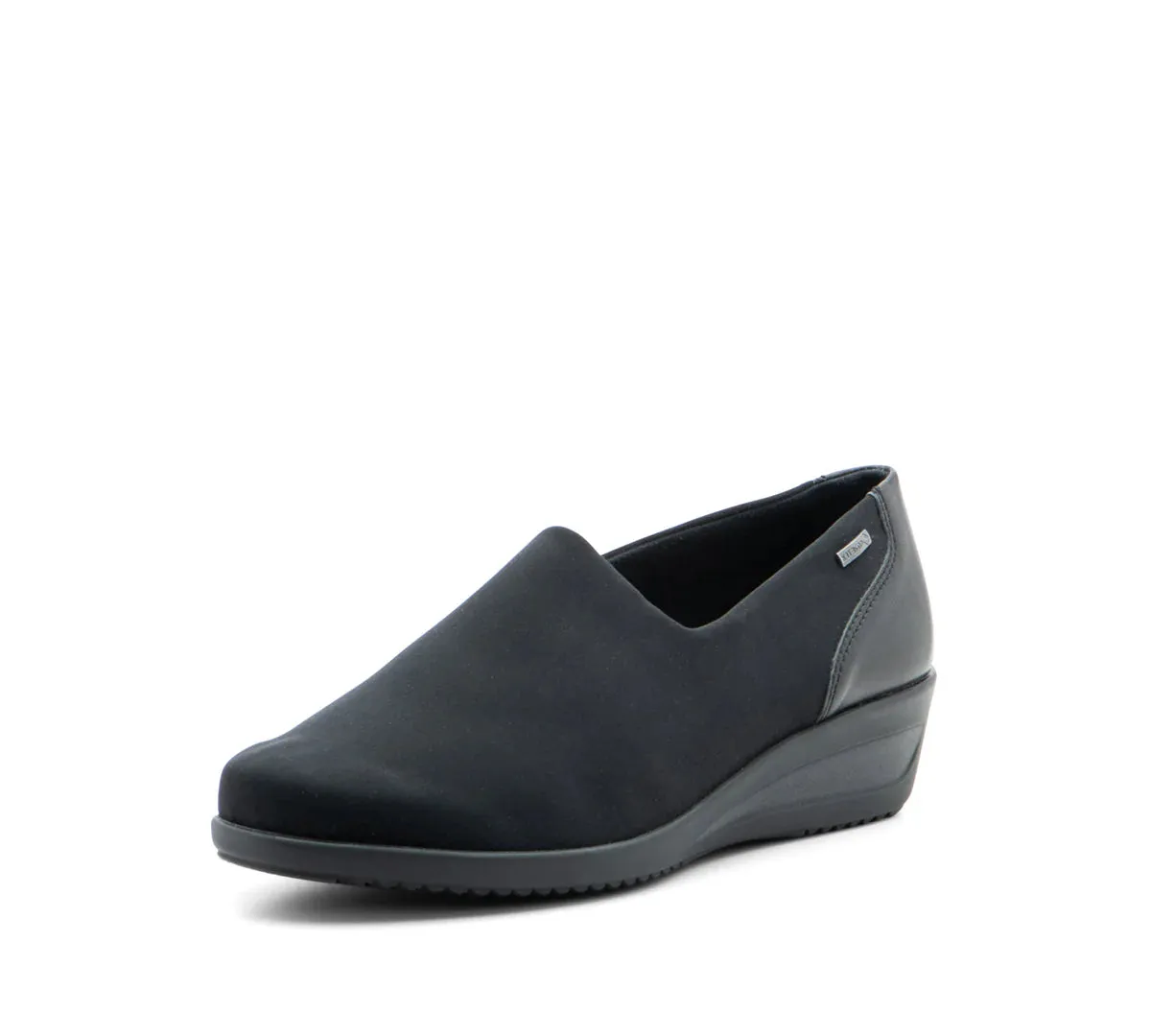 Street traction Zahara Women's GORE-TEX Slip-On Wedge