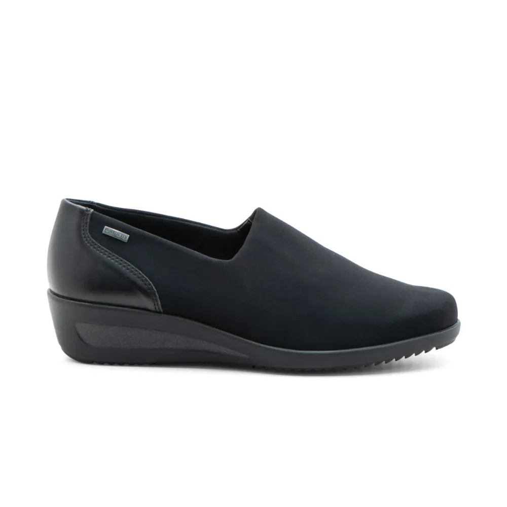 Zahara Women's GORE-TEX Slip-On Wedge All-around silhouette Contemporary Chic
