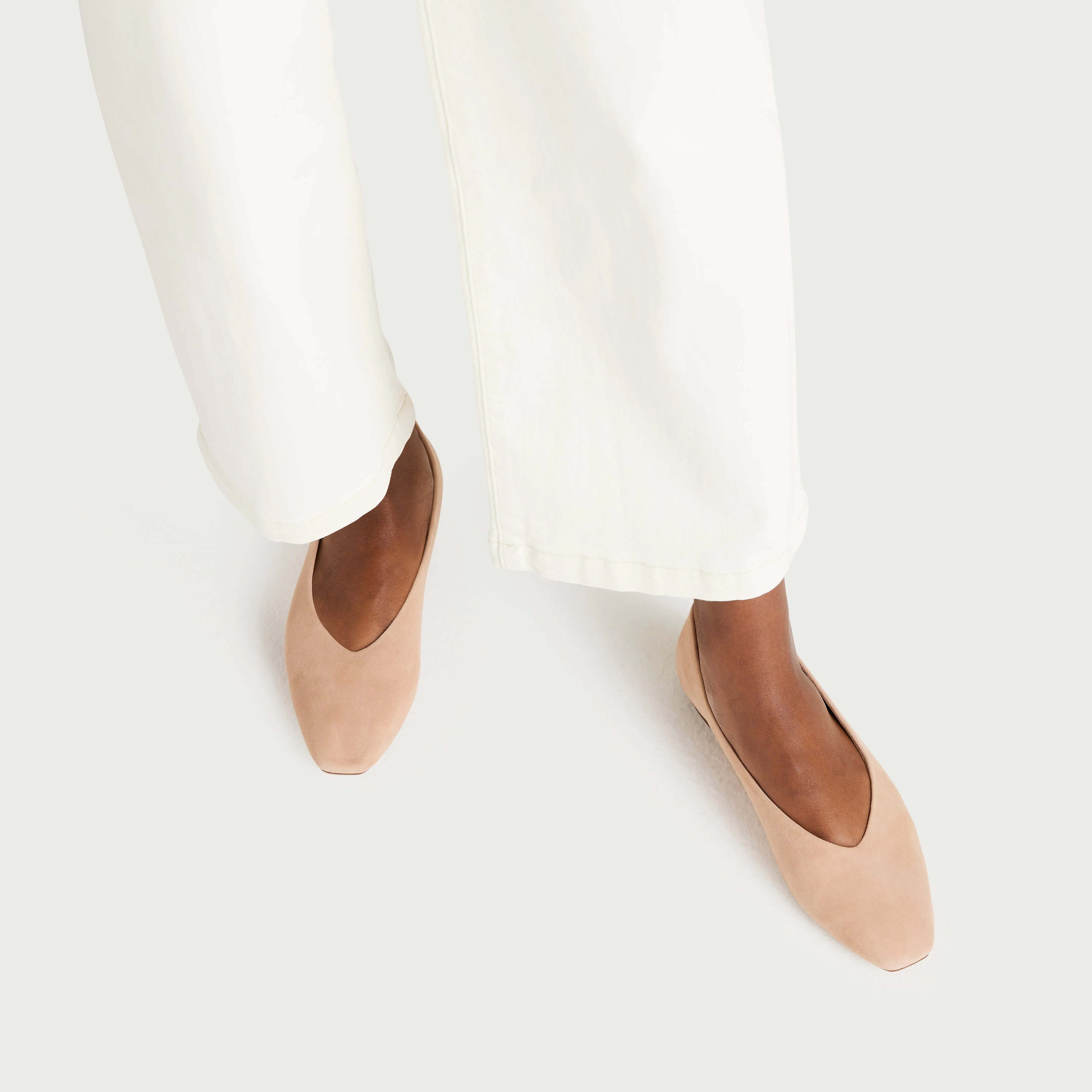 The Crane - Fawn Suede Minimal Design