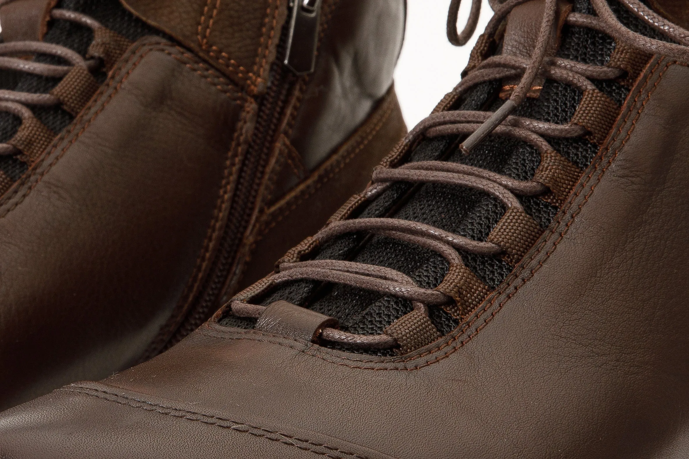 The Houston Leather Brown Lace-Up Casual Men Boot with a Zipper Strong Stitching