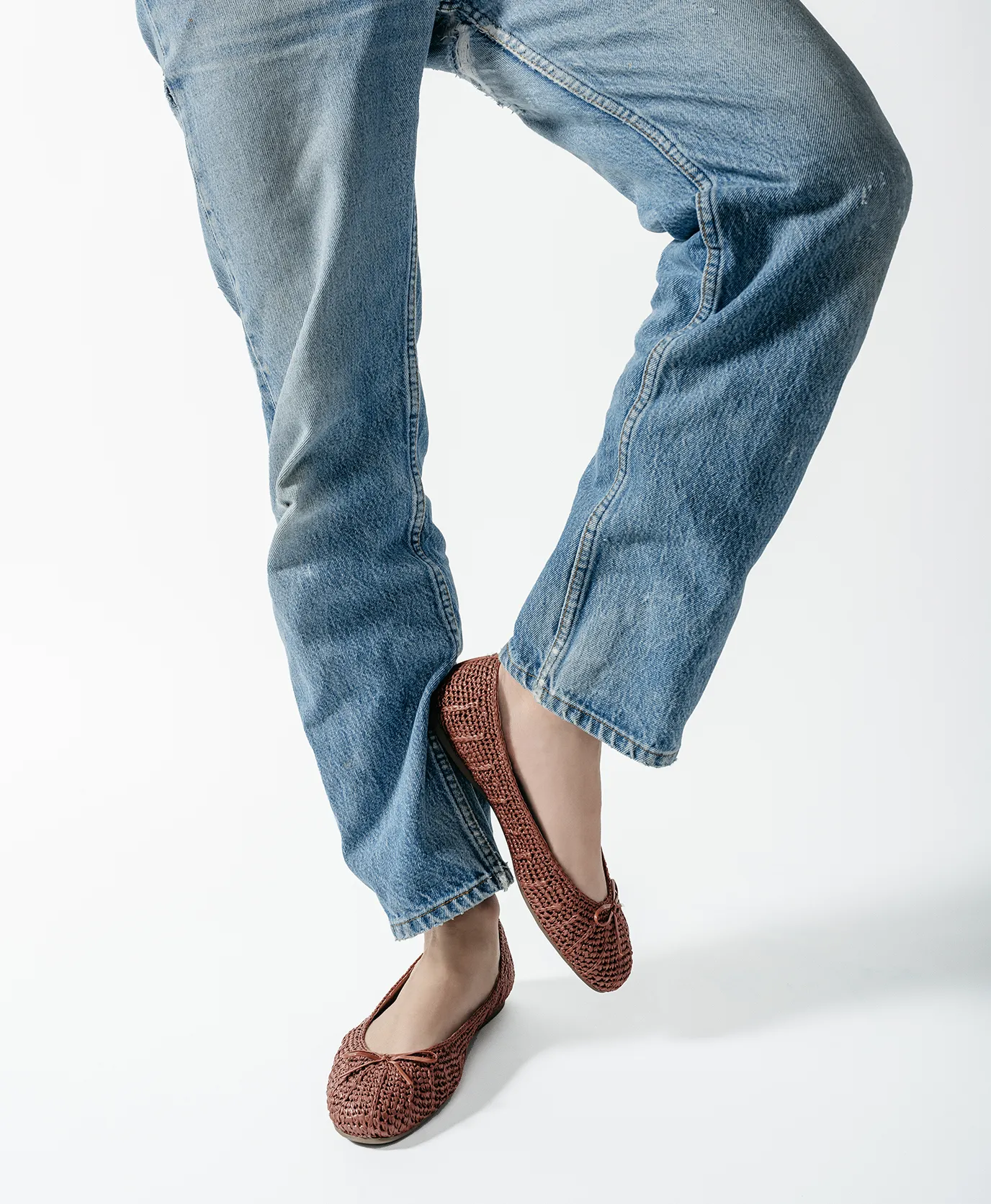 The Hummingbird - Walnut Raffia Fashion Ease