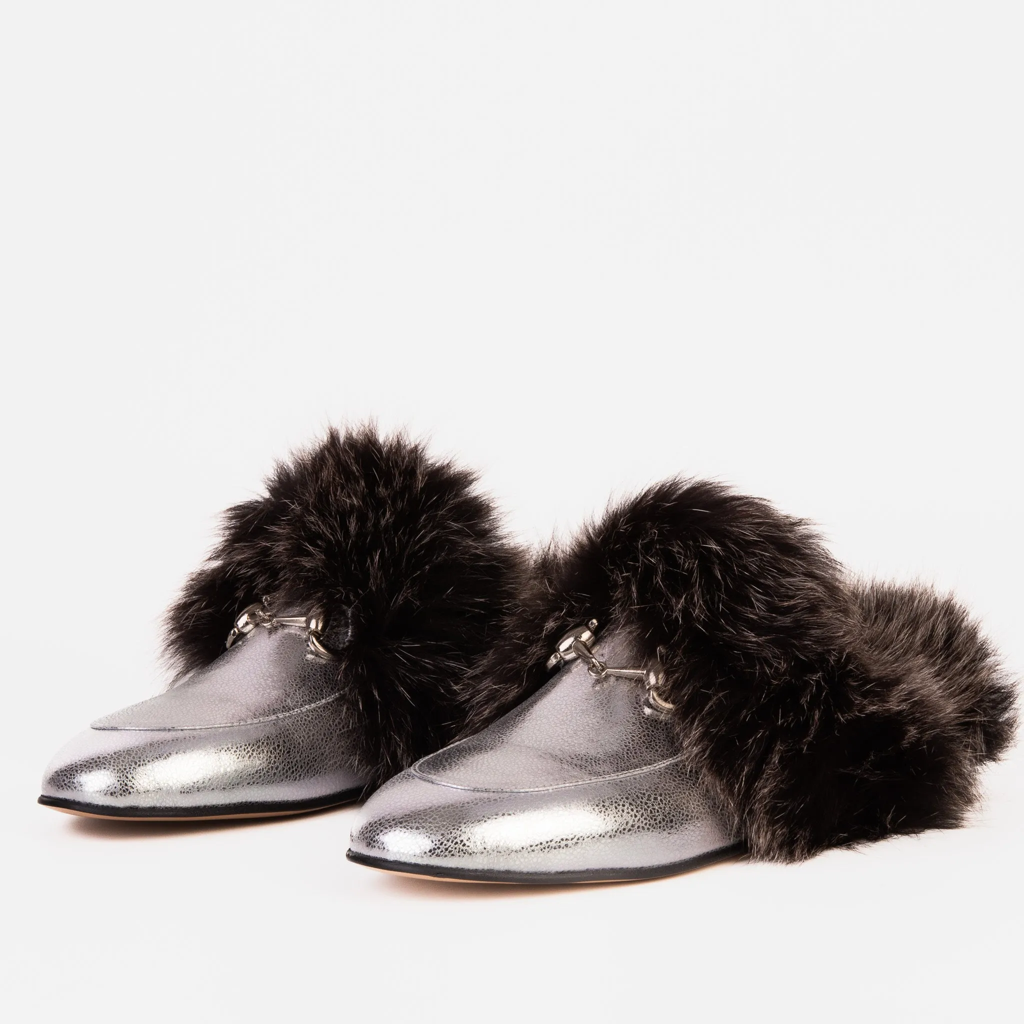 The Izmir Silver Leather Natural Fur Women Slipper Light Step