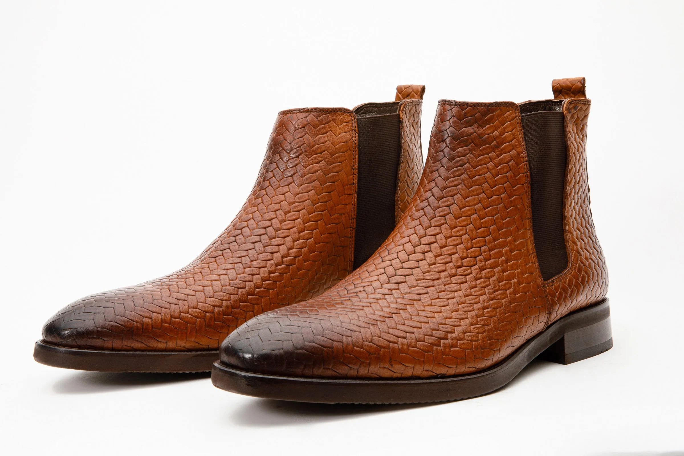 The Oslo Tan Leather Chelsea Men Boot Field-Ready