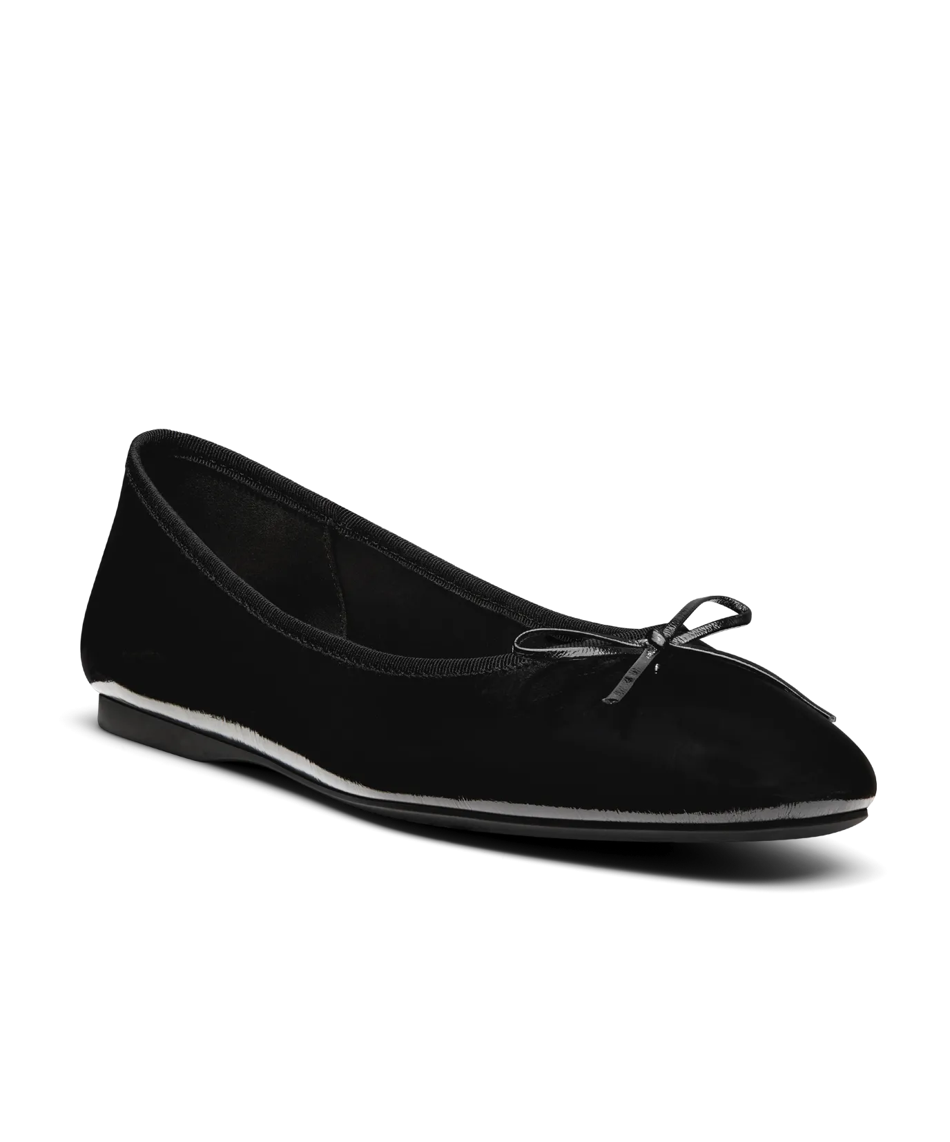 The Songbird - Black Patent Leather Effortless Style