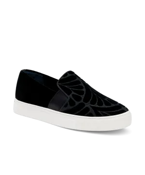 The Swift - Black Velvet Embroidery Cool Walk Every Season