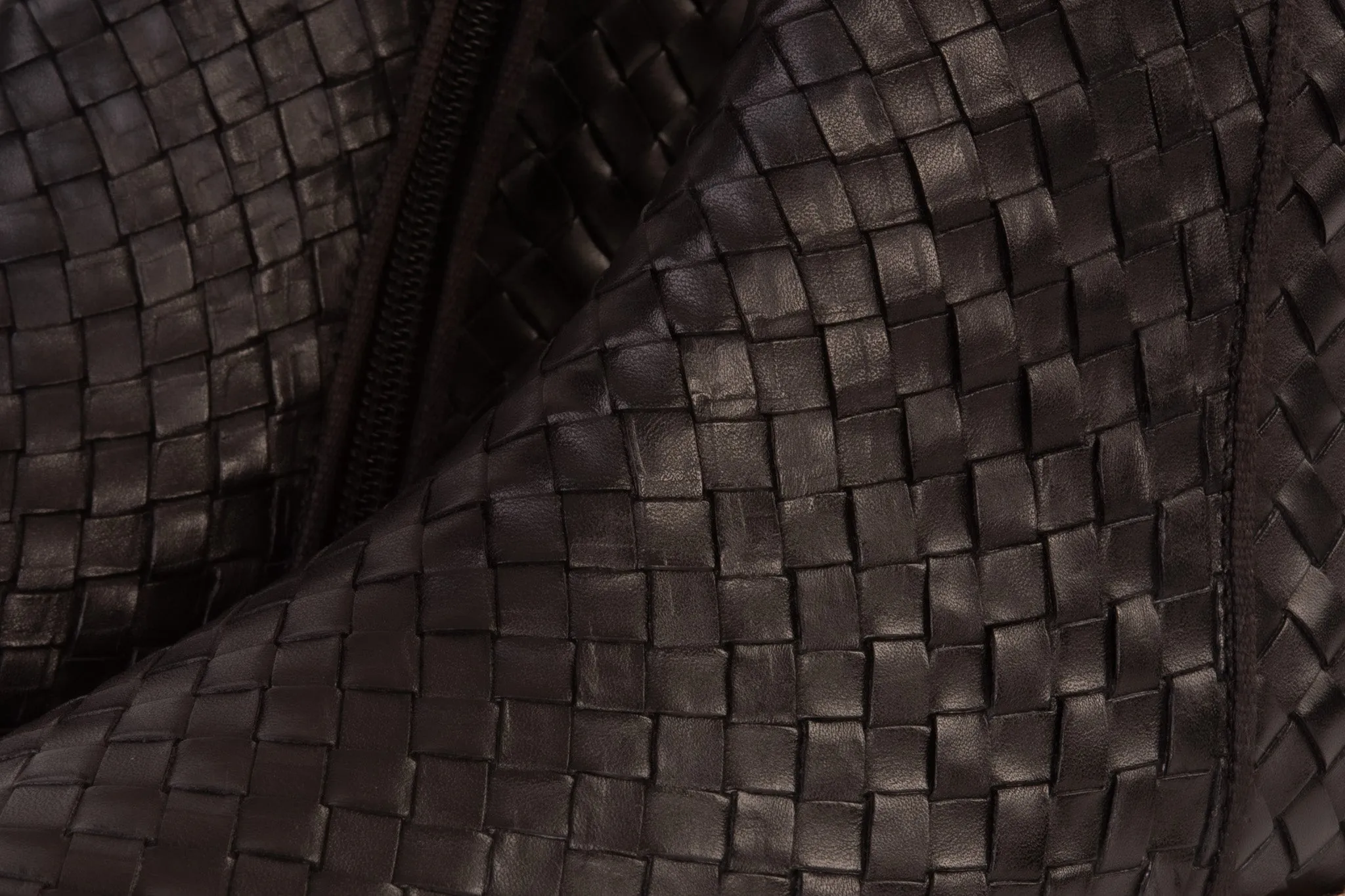 The Wellington Black Handwoven Leather Men Boot with a Zipper Comfort-Pad
