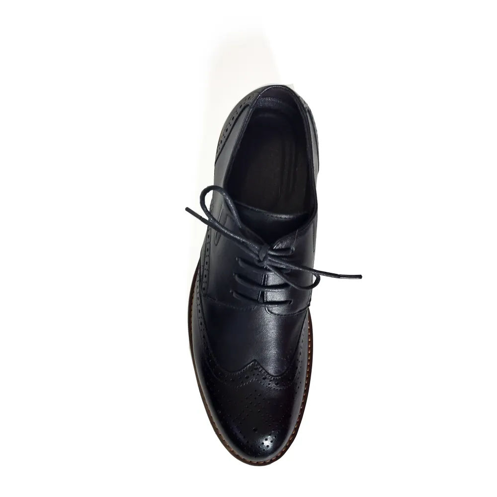 The Wingtip Commanders in Black Smooth Look