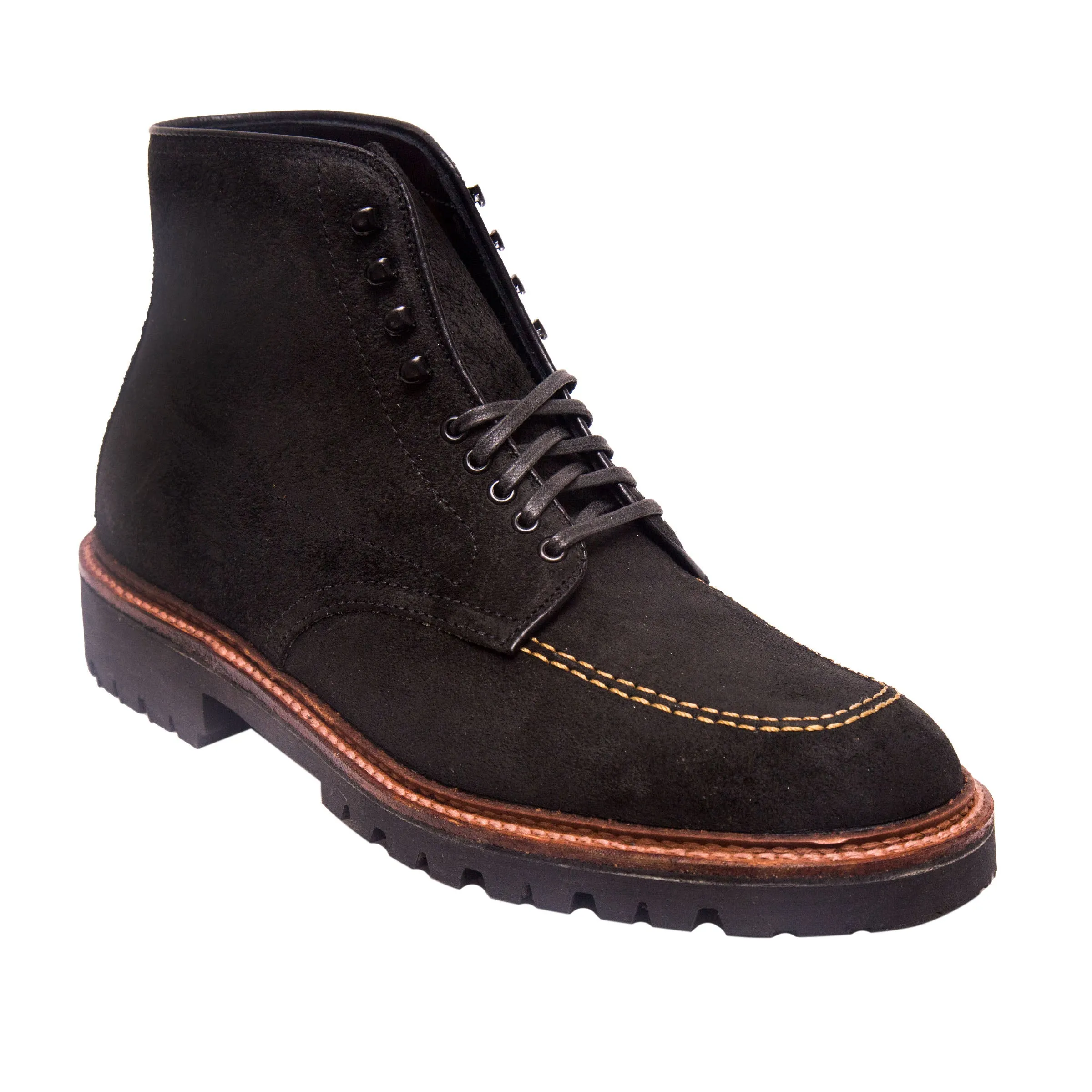 Traction Ready D9916H - Indy Boot in Earth Reverse Chamois