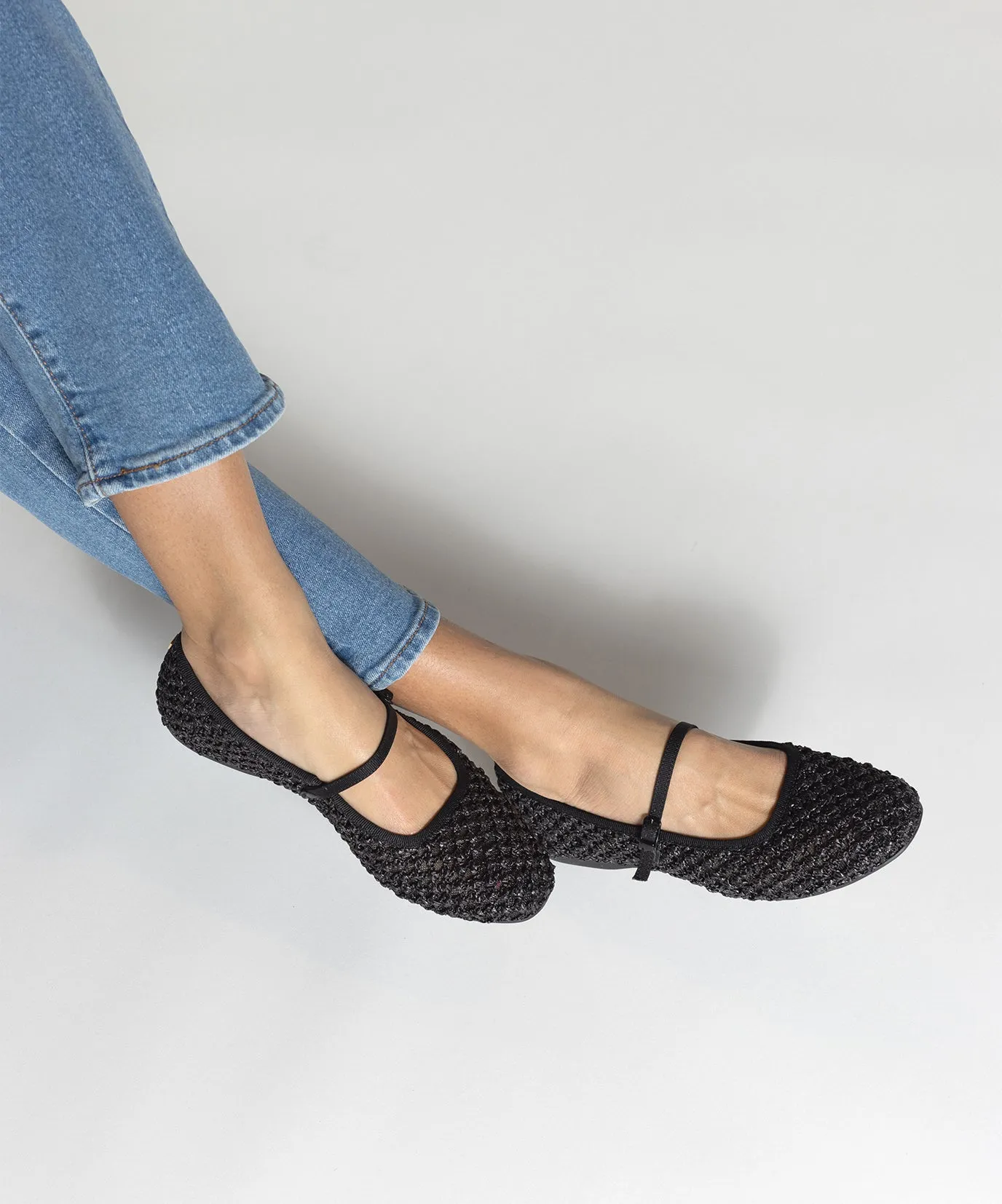 Trendy Look The Hummingbird Mary Jane - Black Openweave