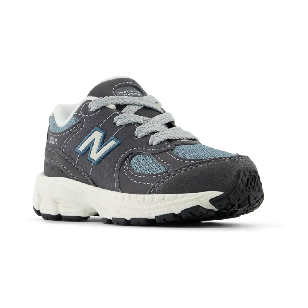 Ultimate cushioning 2002R (Toddler)