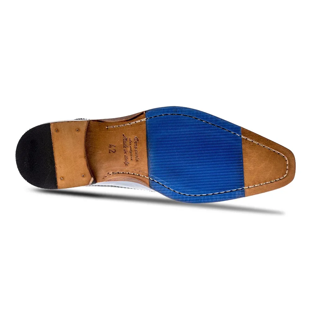 VELOCE CRUST BRANDI Urban Pointed-Toe