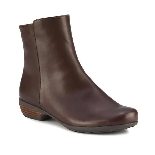 Walking Cradle Elsie Brown Leather Flexible Sole