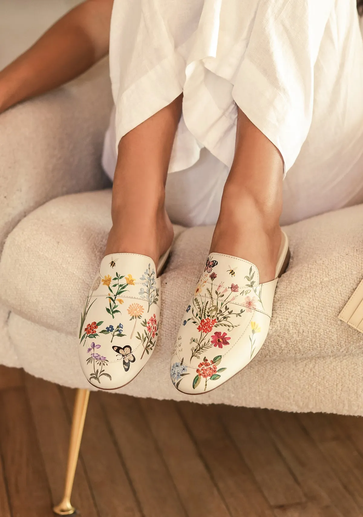 Waterproof Sole Pressed Flowers White Mule